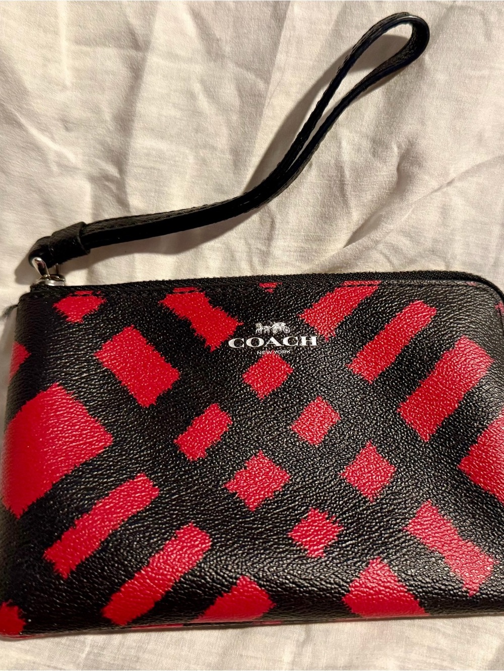 #Retro Y2K Coach Corner Zip Wristlet